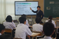 1年