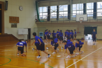 全校8